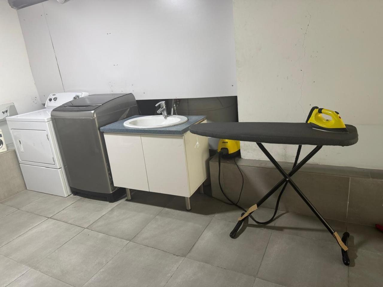 Weibdeh Heights Hotel Suites Αμμάν Εξωτερικό φωτογραφία